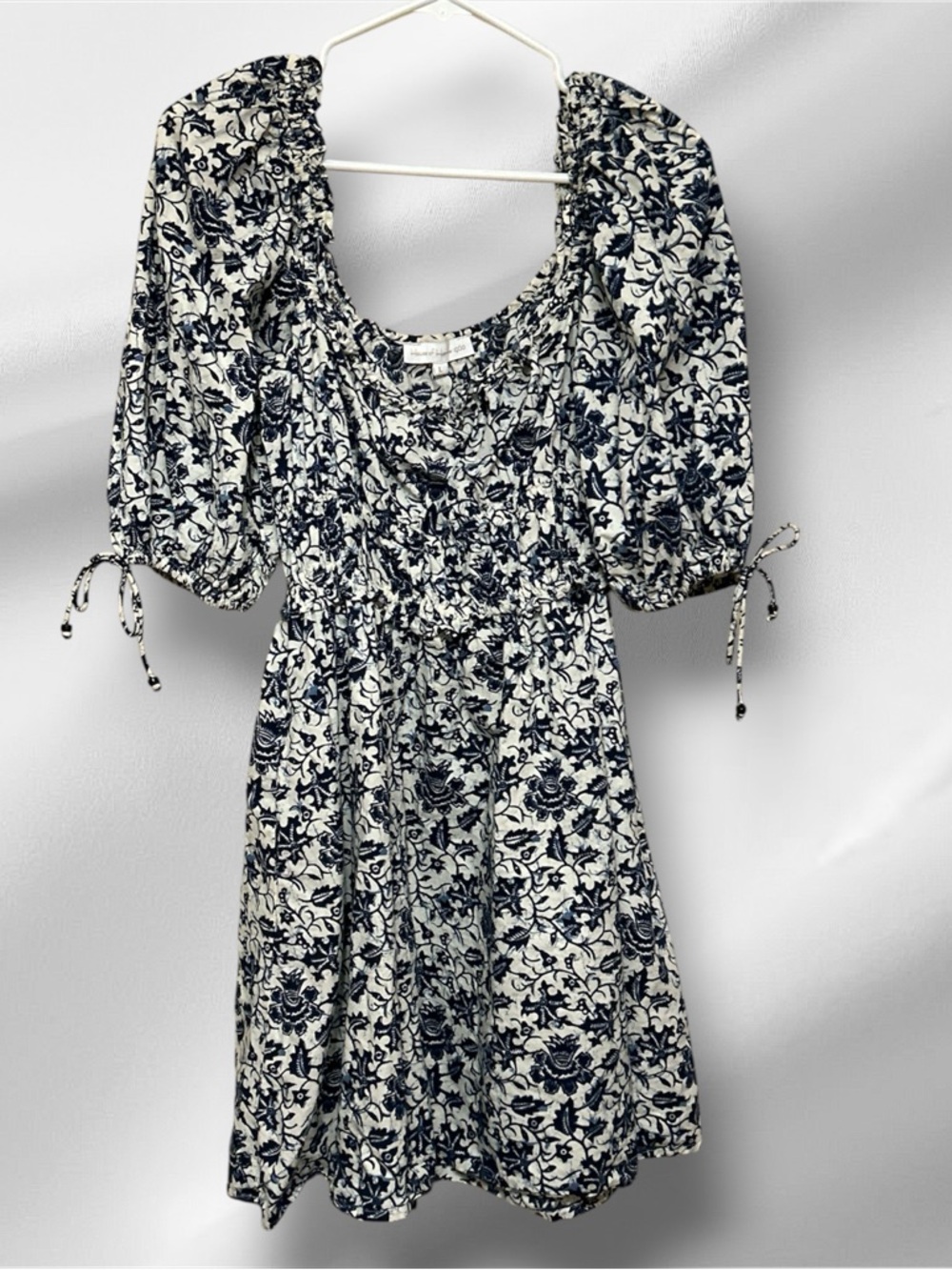 House of Harlow 1960 Navy and Cream Floral Dress EUC 100% Cotton